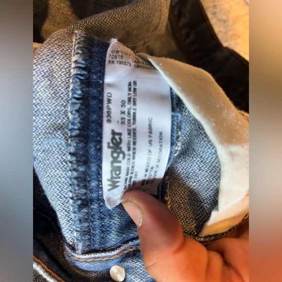 Wrangler Jeans - Picture 3 of 3
